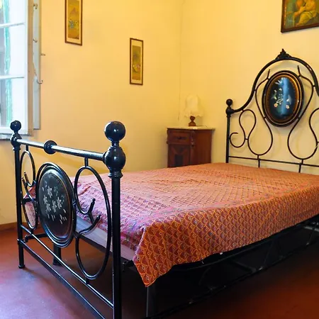 San Lorenzo Sleeps 8 Pool Wifi Βίλα Colle (Terni)