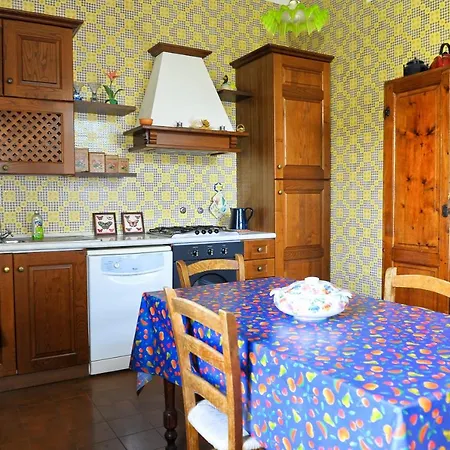 Villa San Lorenzo Sleeps 8 Pool Wifi